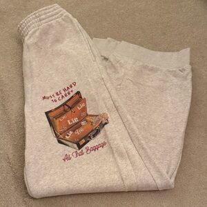 Boys lie Gray Sweatpants with Baggage Graphic